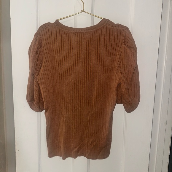 ♥️ 2/$10 Sweet Rib Top - Picture 2 of 4